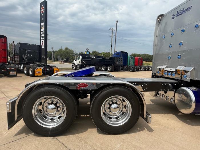 2004 Peterbilt 379 X-3