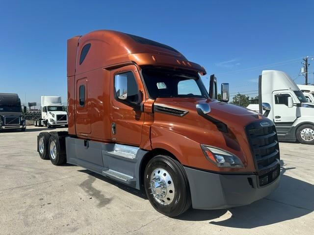 2021 Freightliner Cascadia-13