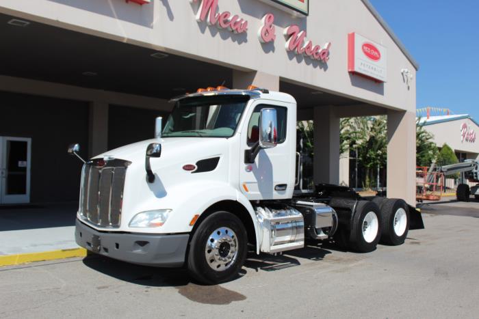 2020 Peterbilt 579-0