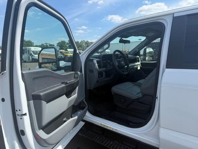 2026 Ford F-450-11