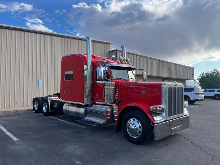 2020 Peterbilt 389-5
