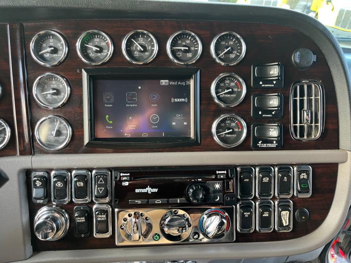 2020 Peterbilt 389-22