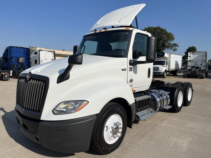 2021 International LT625-0