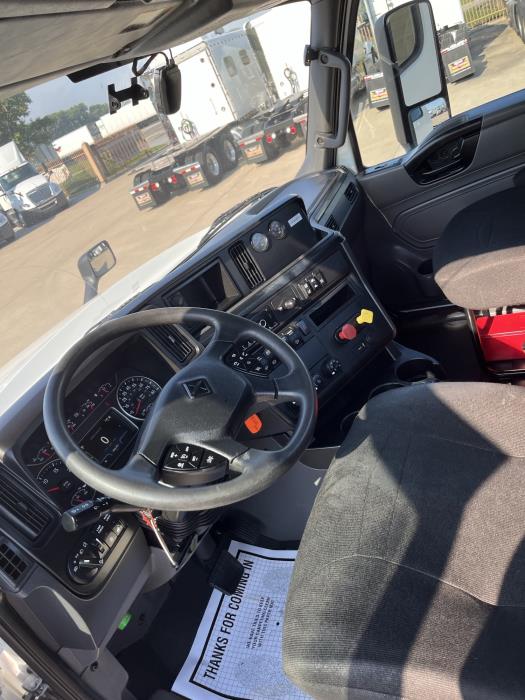 2021 International LT625-13