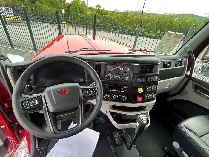 2027 Peterbilt 589-3
