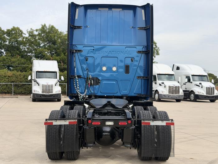 2023 International LT625-5