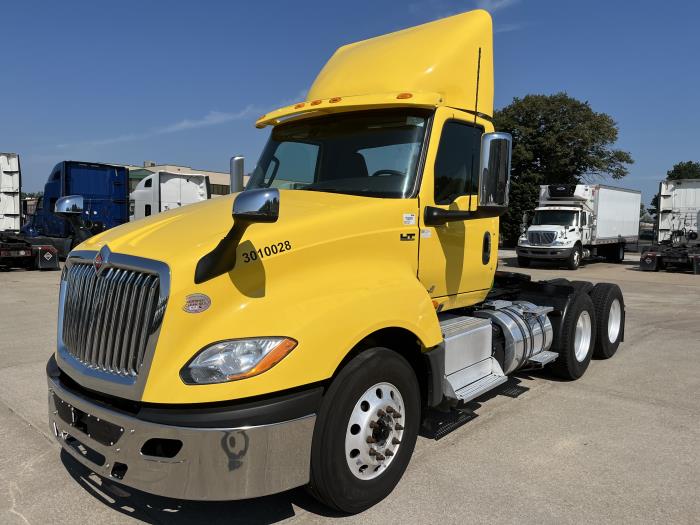 2021 International LT625-0