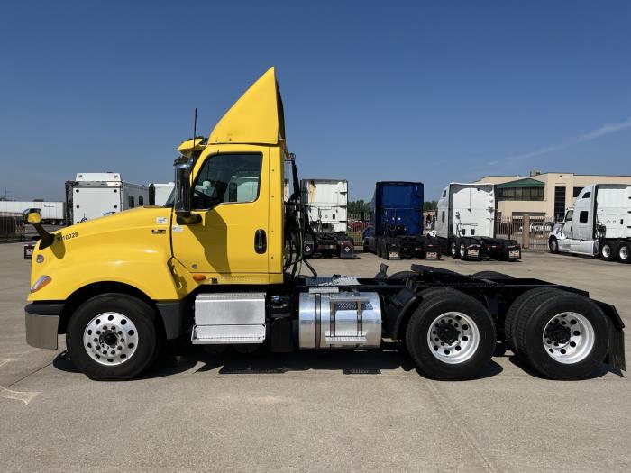 2021 International LT625-1