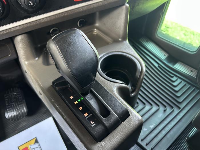 2019 Kenworth T800-12