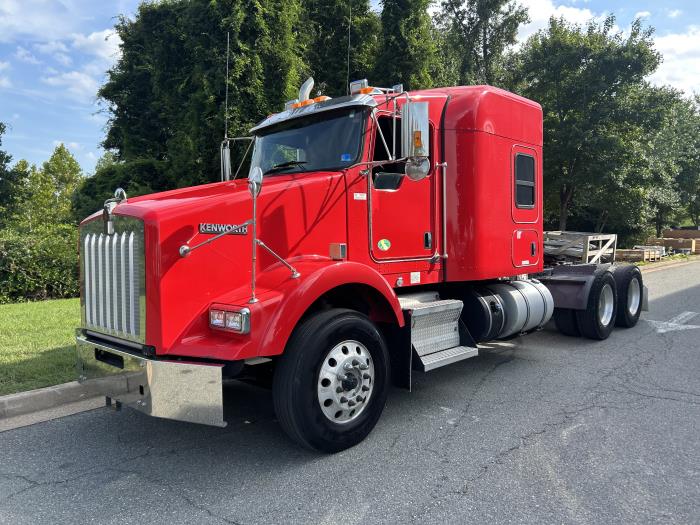 2019 Kenworth T800-0