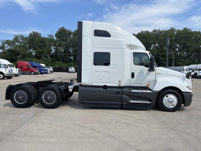 2023 International LT625-6
