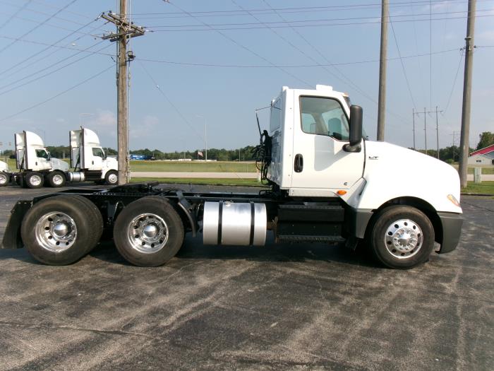 2023 International LT625-3