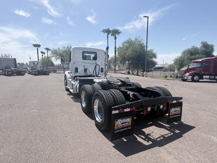 2023 Peterbilt 579-2