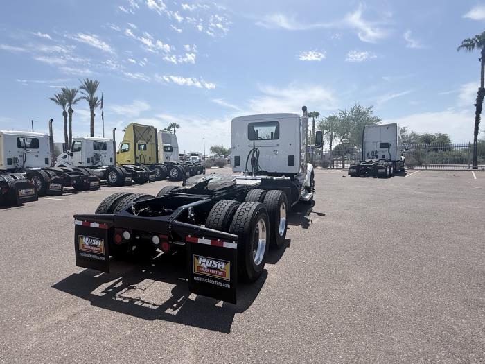 2023 Peterbilt 579-4