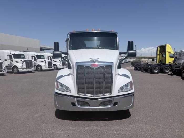 2023 Peterbilt 579-7