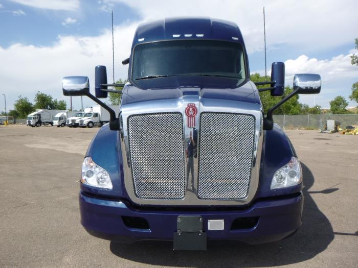 2022 Kenworth T680-8