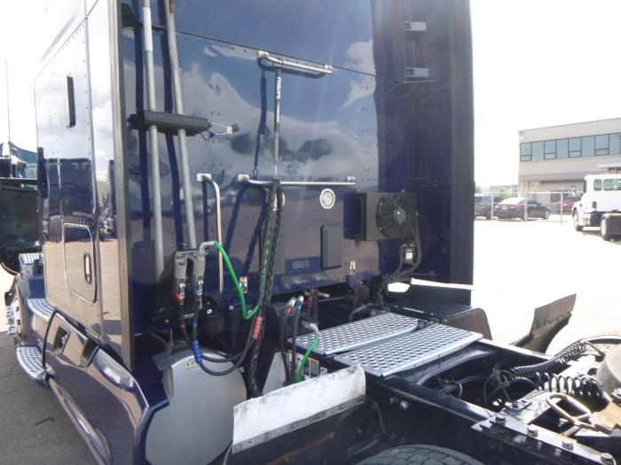 2022 Kenworth T680-31