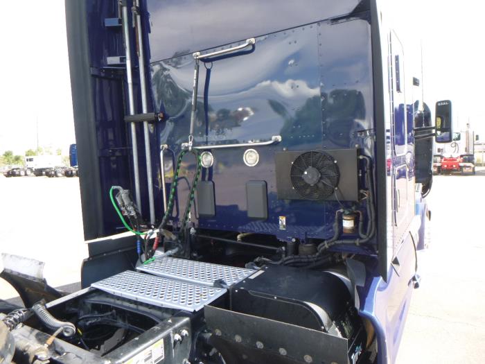 2022 Kenworth T680-35