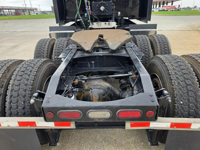 2021 Peterbilt 579-20