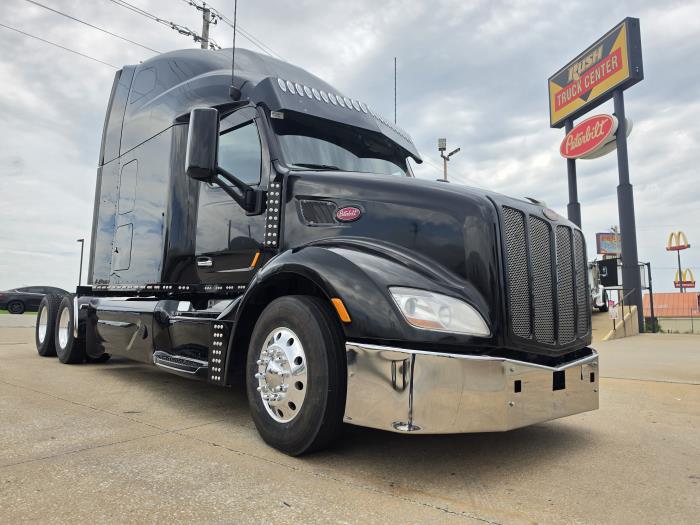 2021 Peterbilt 579-7