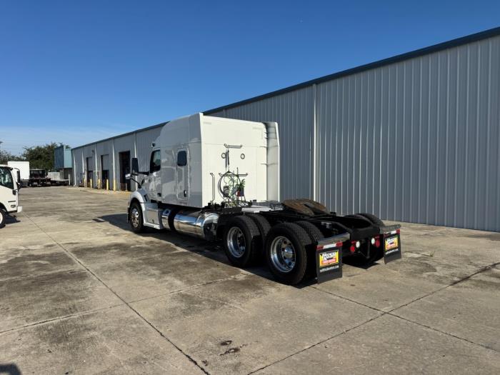 2022 Peterbilt 579-7