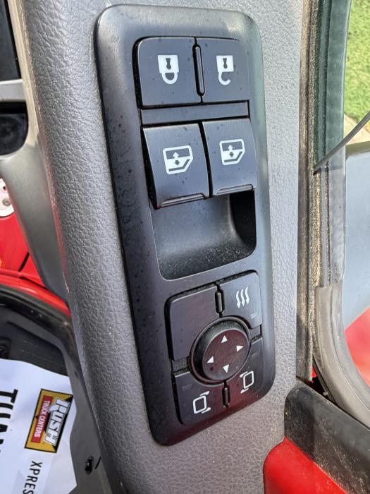 2019 International LT625-16