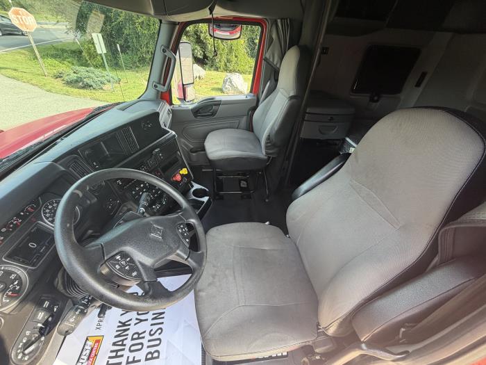 2019 International LT625-17
