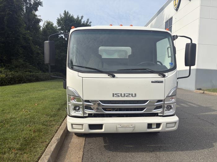 2024 Isuzu NPR-HD-1