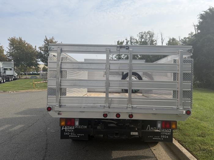 2024 Isuzu NPR-HD-5