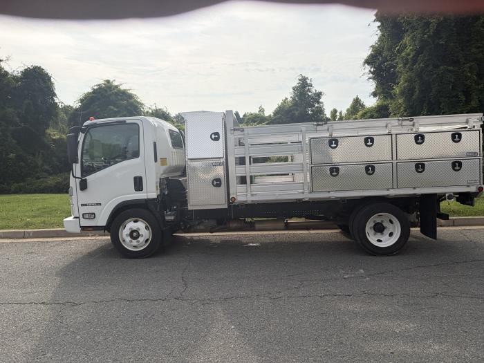2024 Isuzu NPR-HD-7