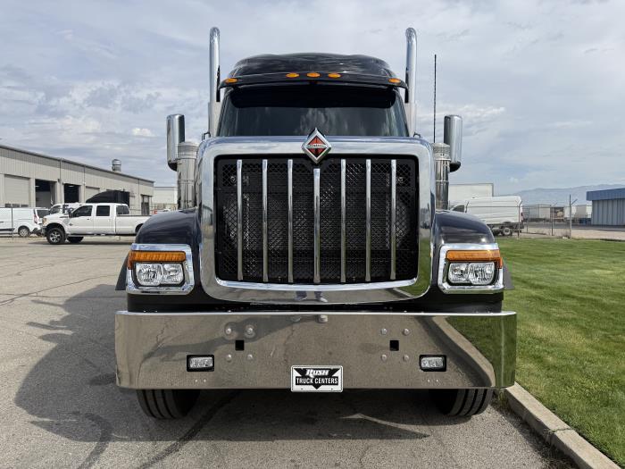 2027 International HX520-8