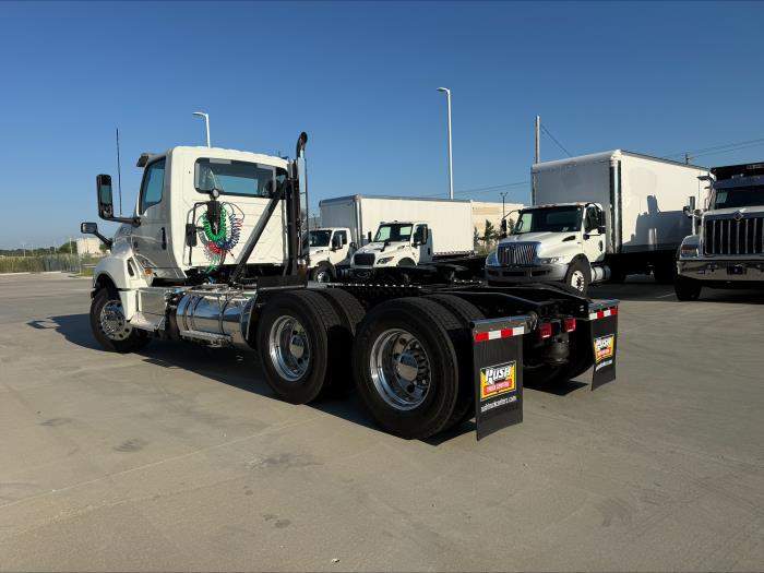 2027 International LT625-19