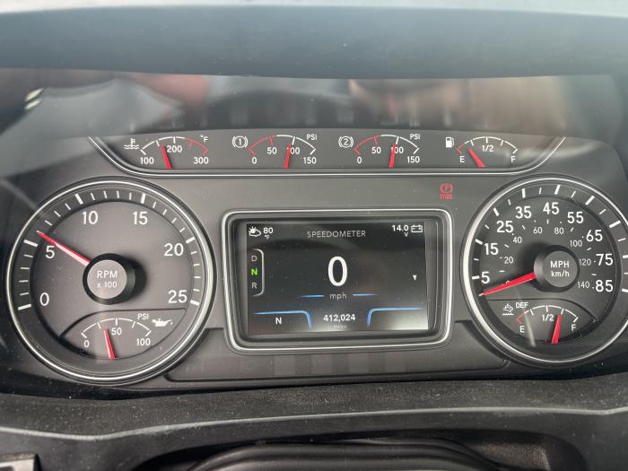 2021 International LT625-1