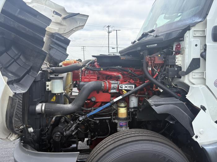 2021 International LT625-9