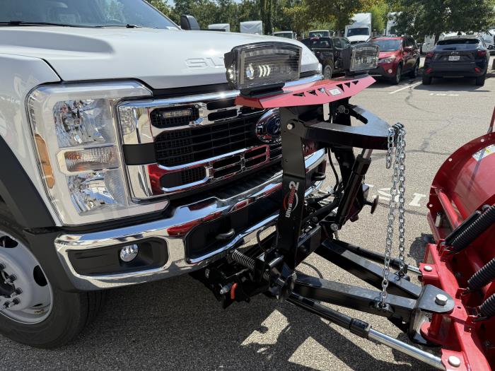 2025 Ford F-600 — photo 6