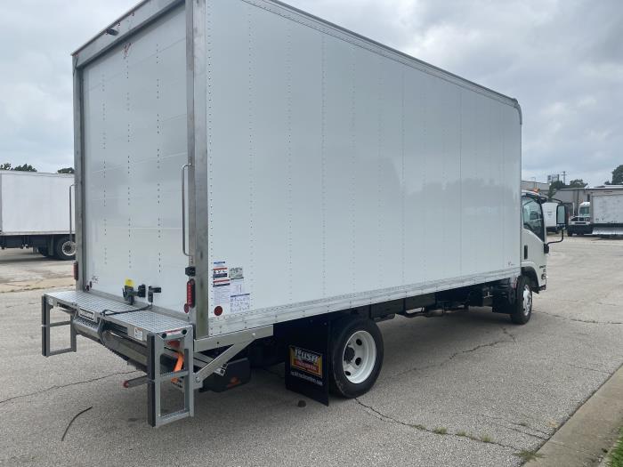 2026 Isuzu NRR-9