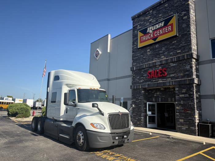 2022 International LT625-0