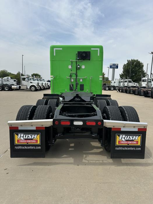 2025 Peterbilt 589-4