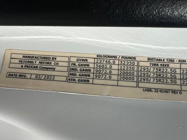 2023 Peterbilt 579-8