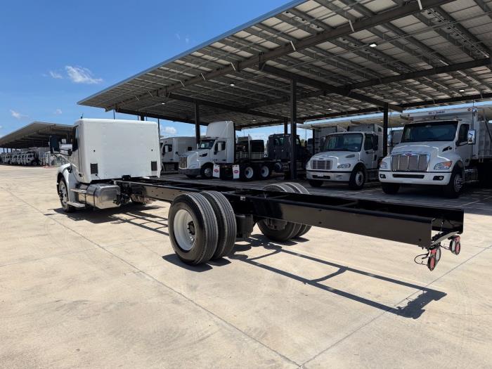 2027 Peterbilt 536-3