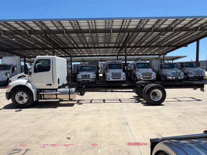 2027 Peterbilt 536-2