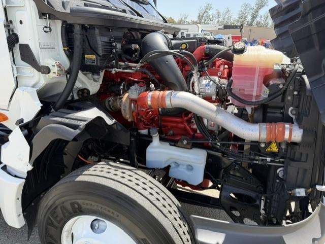 2019 International LT625-12