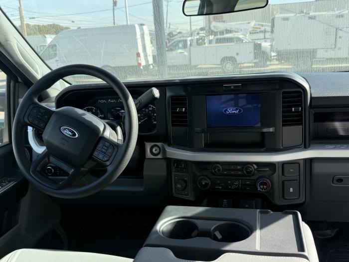 2026 Ford F-550-17