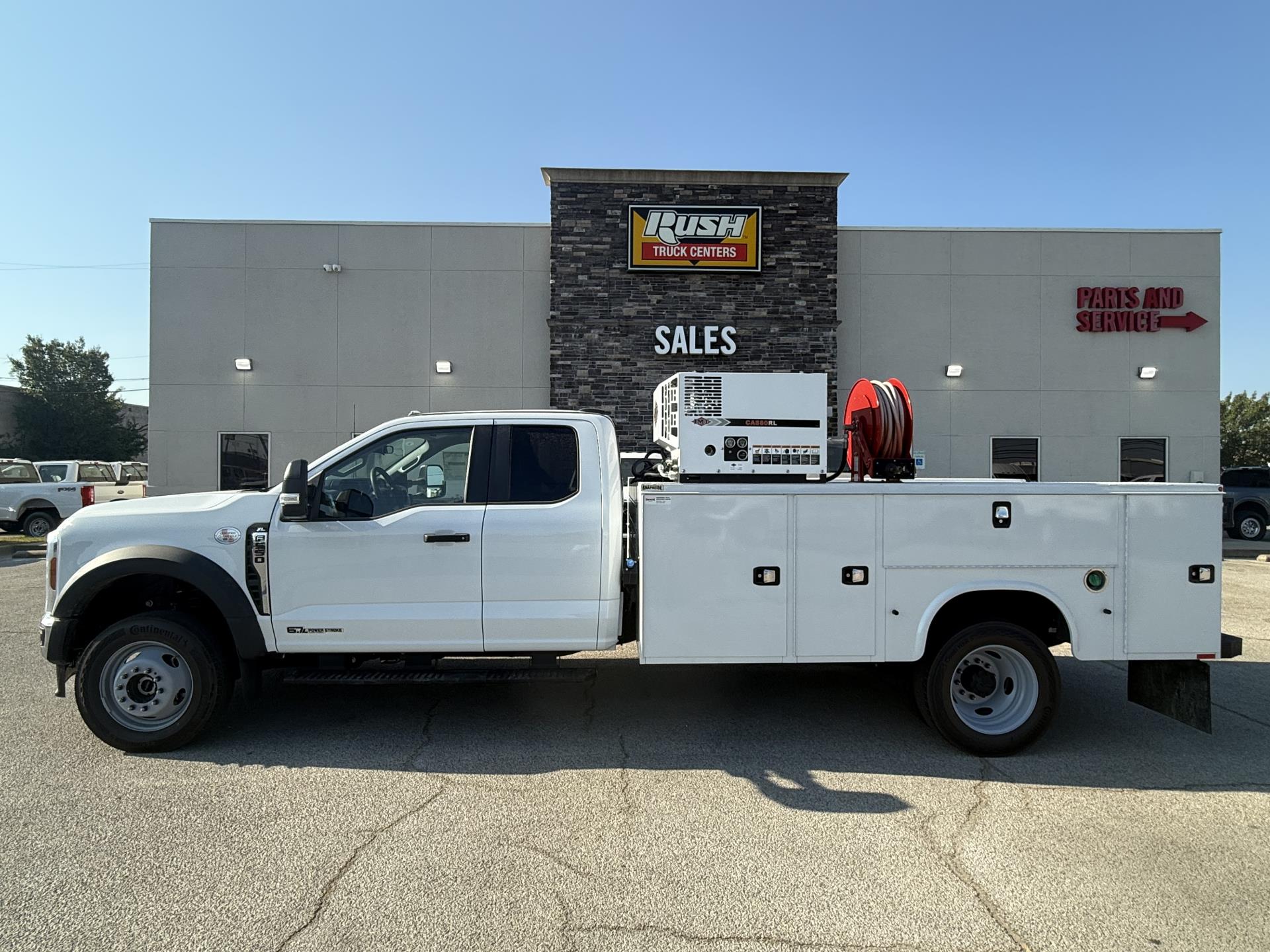 New 2026 Ford F-550 - photo 2