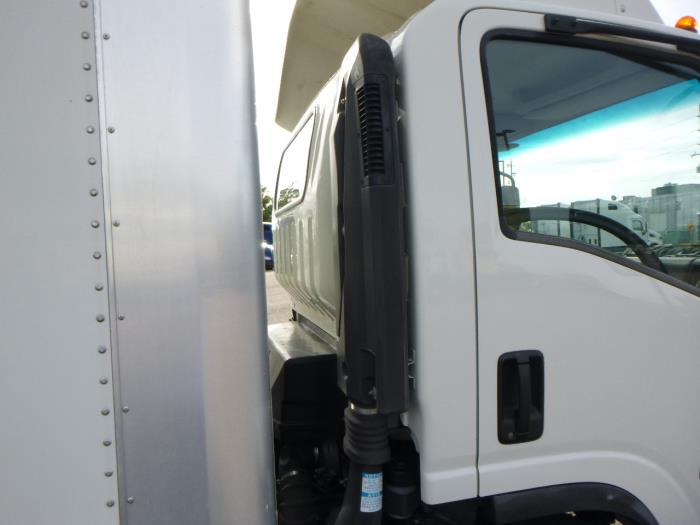 2022 Isuzu NPR-HD-26