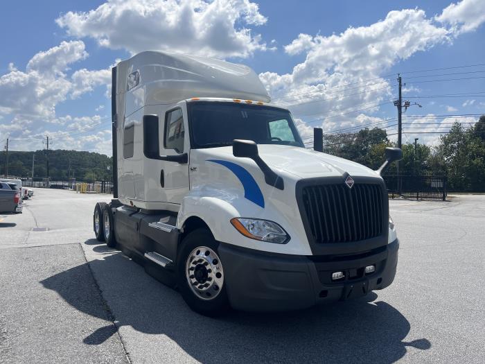 2021 International LT625-2