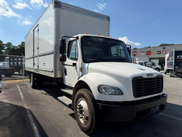 2022 Freightliner Business Class M2 106-1
