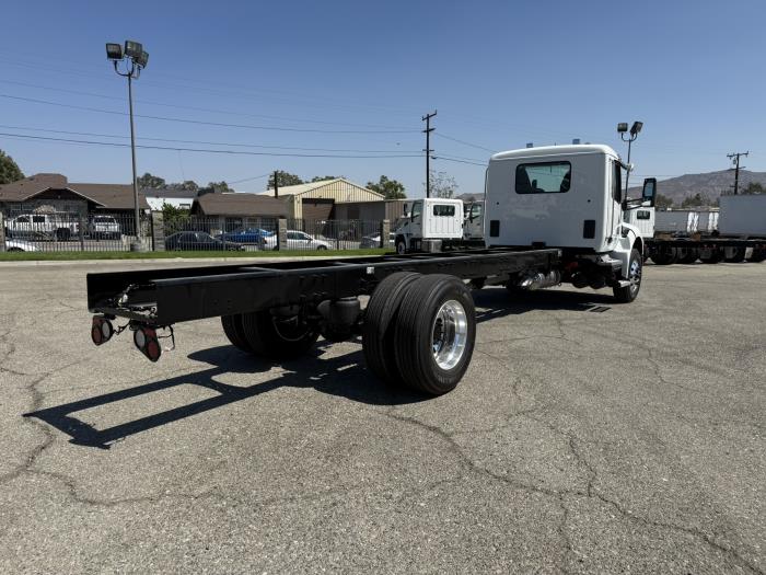 2027 Peterbilt 536 — photo 6