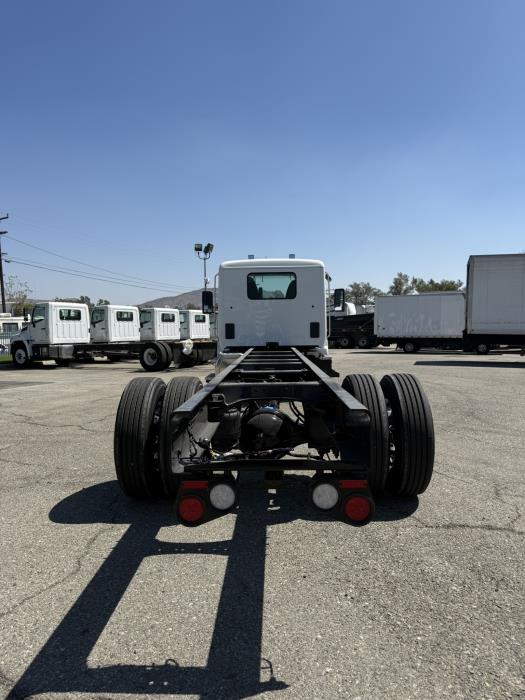 2027 Peterbilt 536 — photo 7