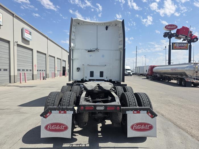 2027 Peterbilt 579-6
